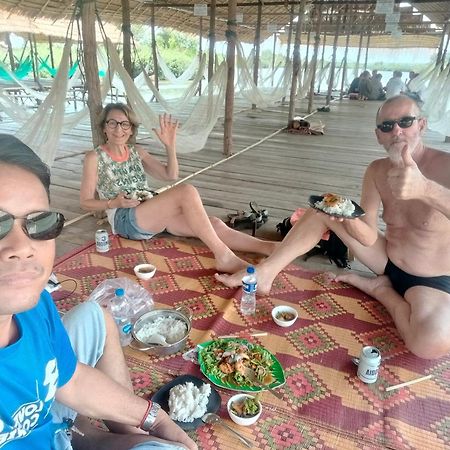 Dolphin Home Stay New Kratié Exterior foto